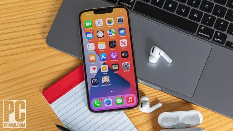 Doczekaliśmy się promocji iPhone’ów z serii 13  oraz MacBooków Pro 14” i 16”