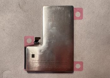 Zdjęcia baterii iPhone 16 Zobacz!