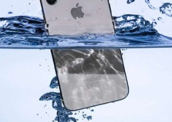 iPhone 12 wytrzymuje trzy miesiące zanurzony w rzece