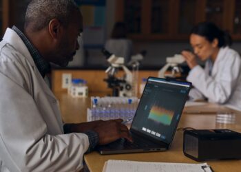 Apple wprowadza nowe modele MacBook Pro z układami M4, M4 Pro i M4 Max