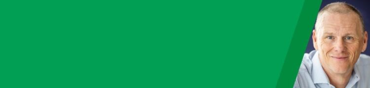 Asystent Laboratoryjny z Sztuczną Inteligencją i Wiedzą Naukową