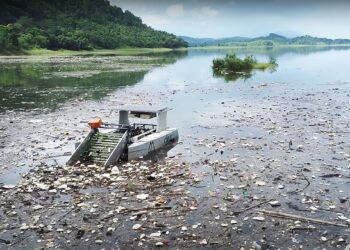 Cud Wodnych Szlaków: Clearbot - Autonomiczny Robot Oczyszczający Wody dzięki Energooszczędnej Sztucznej Inteligencji