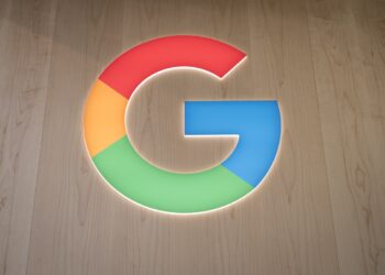 "Google wprowadza technologię znakowania tekstu wygenerowanego przez AI"