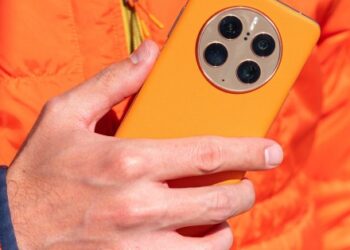 "Huawei Mate 70: Wycieki ujawniają znany projekt aparatu"