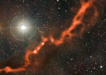 Po raz pierwszy odkryto złożoną formę węgla poza Układem Słonecznym