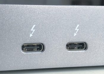 "Thunderbolt – Co to jest i jak z niego korzystać? Przewodnik dla użytkowników urządzeń Apple"