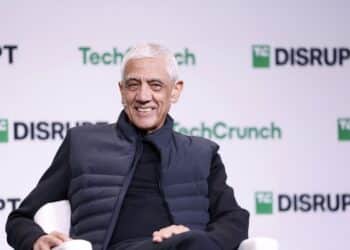 "Vinod Khosla krytykuje autora ustawy SB 1047, nazywając go 'niekompetentnym' i 'nieodpowiednim' do regulowania realnych zagrożeń związanych ze sztuczną inteligencją"