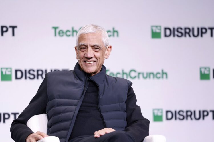 "Vinod Khosla krytykuje autora ustawy SB 1047, nazywając go 'niekompetentnym' i 'nieodpowiednim' do regulowania realnych zagrożeń związanych ze sztuczną inteligencją"