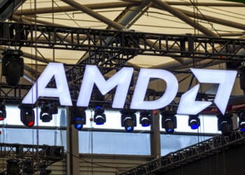 AMD zwalnia 4% pracowników