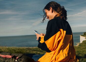 Apple rozszerza usługi satelitarne dzięki nowej umowie z Globalstar