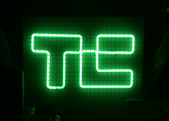 "Babcia AI chętnie rozmawia z telefonicznymi oszustami przez cały dzień"