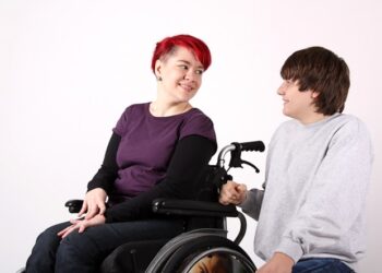 Genetyka mitochondrialna wyjaśnia ryzyko i ochronę przed ALS