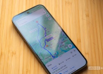 Google Maps zastępuje zgłoszenia „kontroli prędkości” szerszą opcją „policja”