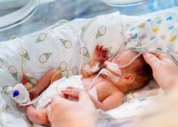 Naukowcy odkrywają czterogenowy wskaźnik pozwalający przewidzieć sepsę noworodków zanim pojawią się objawy