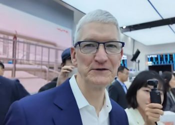 Trzecia wizyta Tima Cooka w Chinach w 2024 roku - rozmowy o łańcuchu dostaw i współpracy