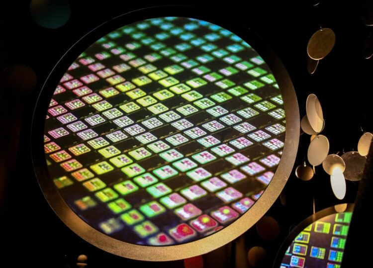 TSMC podobno wstrzymuje dostawy zaawansowanych chipów do chińskich firm