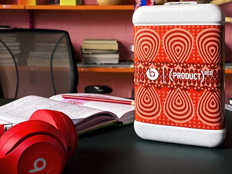 Beats Solo 4 w Limitowanej Edycji na Kampanię (RED)
