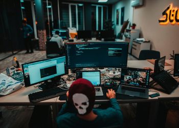 Dlaczego Infrastruktura Powinna Stać się Bezserwerowa w Erze Sztucznej Inteligencji