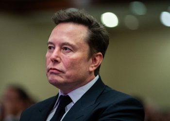Elon Musk składa wniosek o wstrzymanie przekształcenia OpenAI w firmę nastawioną na zysk
