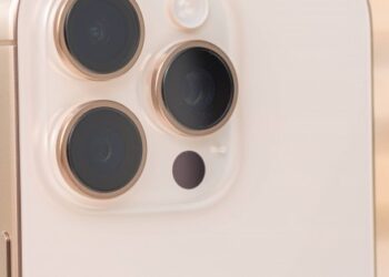 iPhone 17 Pro jednak bez rewolucyjnej osłony aparatu?