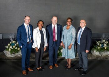 Kamery NASA uchwycą interakcję Blue Ghost z powierzchnią Księżyca