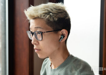 Korzystanie z Google Pixel Buds do tłumaczenia w czasie rzeczywistym