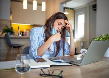 Mikrobiom jelitowy podczas ostrej infekcji jako wskaźnik ryzyka rozwoju long COVID