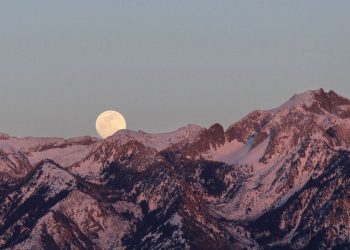 Nadchodzi Pełnia Zimowego Księżyca