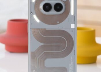 Nothing Phone (3a) i Nothing Phone (3a) Plus z ciekawymi zmianami w specyfikacji hardware'owej