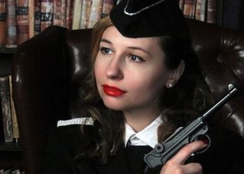 Obecność dyrektorów z doświadczeniem wojskowym w zarządach firm zwiększa odpowiedzialność CEO za słabe wyniki przedsiębiorstwa