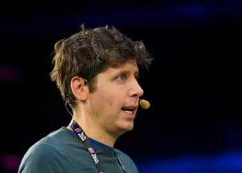 OpenAI udostępnia wybranym użytkownikom Sora możliwość tworzenia wideo z udziałem prawdziwych osób