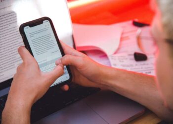 Ponad 70 procent uczniów w USA korzysta z AI w nauce szkolnej