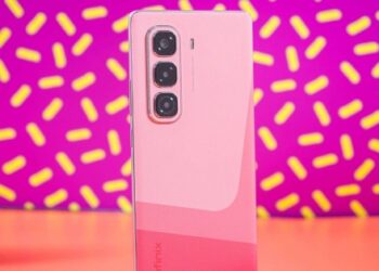 Rozpakowanie smartfona Infinix Hot 50 Pro+ 4G