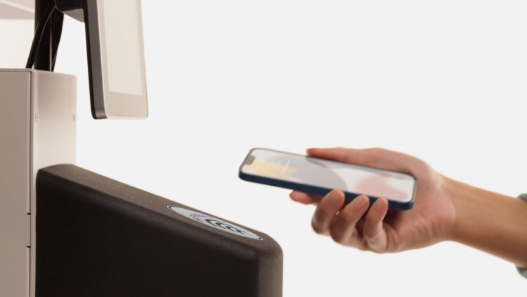 Rozszerzenie funkcji Apple Wallet o możliwość dodawania dowodów tożsamości w nowej lokalizacji