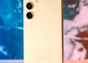 Samsung Galaxy S25 z większą ilością RAM-u i pamięci w podstawowej wersji