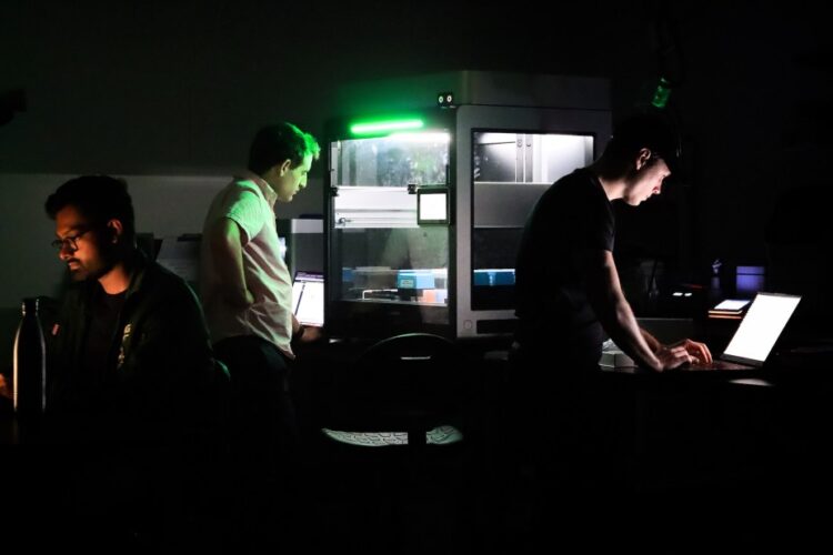 Tetsuwan Scientific tworzy robotycznych naukowców z AI, zdolnych do samodzielnego przeprowadzania eksperymentów