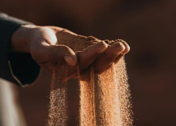 Dlaczego Testy Integracyjne Mikrousług Nie Wykrywają Rzeczywistych Problemów