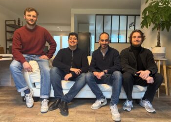 Rounded – platforma AI umożliwiająca tworzenie inteligentnych asystentów głosowych dla każdego