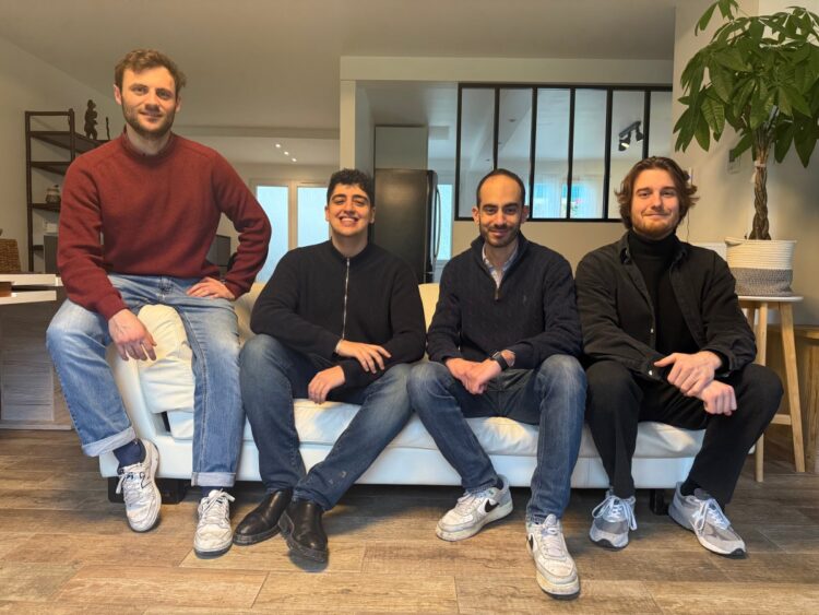 Rounded – platforma AI umożliwiająca tworzenie inteligentnych asystentów głosowych dla każdego