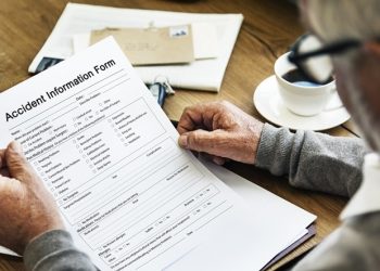 Decyzja Trumpa o ograniczeniu opieki afirmującej płeć nasila cofanie praw osób transpłciowych