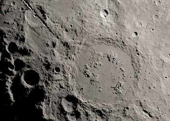 Gigantyczne kaniony na Księżycu powstały w zaledwie kilka minut po uderzeniu ogromnej asteroidy