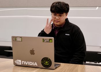 To znak: Platforma AI do nauki amerykańskiego języka migowego pomaga przełamywać bariery komunikacyjne