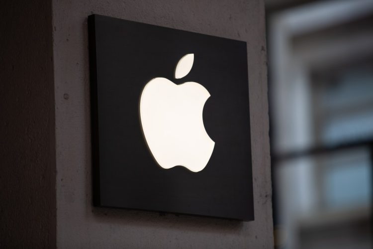 Apple pozwane za opóźnienia wprowadzenia Apple Intelligence