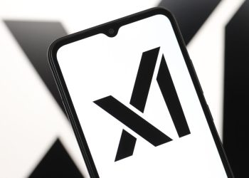 Firma Elona Muska, xAI, przejmuje startup zajmujący się generatywną sztuczną inteligencją do tworzenia wideo