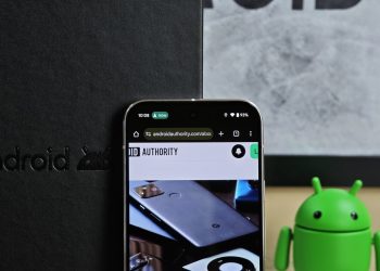 Google Maps jako pierwsza aplikacja obsługująca funkcję Live Updates w Androidzie 16