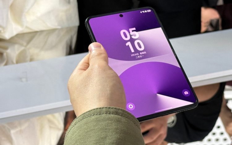 Huawei Pura X wyposażony w chipset Kirin 9020