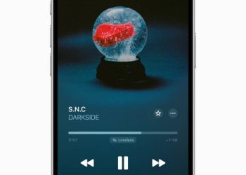 iOS 18.4 wprowadzi dźwięk bezstratny i tryby niskiego opóźnienia dla AirPods Max przy połączeniu przez USB-C