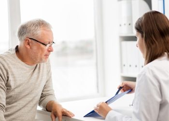 Kongresmen oskarża zespół Trumpa o zakończenie świadczeń telemedycznych w Medicare. To nie do końca prawda.