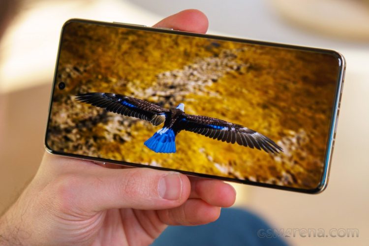 Miniaturowy OnePlus 13T z większą baterią niż większy OnePlus 13 – ujawnia nowy przeciek