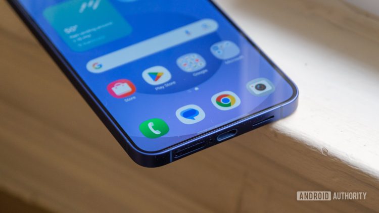 Przeglądarka Samsung Internet zyskuje przydatne ulepszenie dzięki Google (analiza APK)
